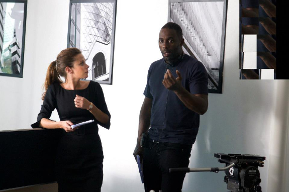 Idris Elba directing Anna Friel
